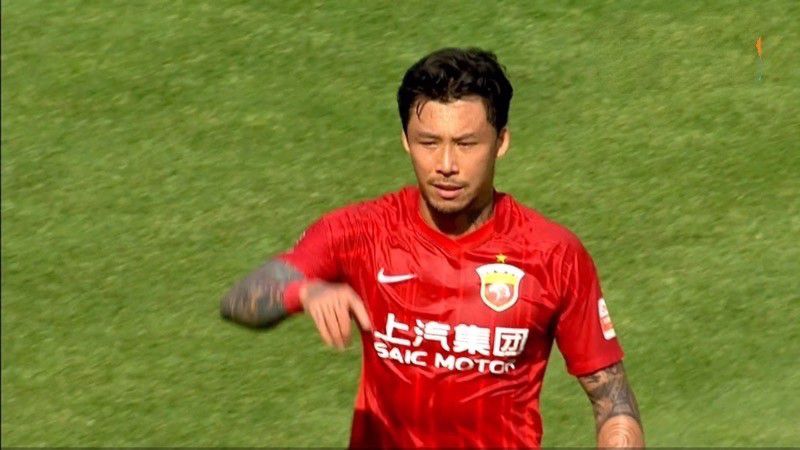 该片依然根据许英万、金世英的人气漫画改编拍摄，将围绕扑克牌赌博展开，讲述可以成为任何人也可以赢过任何人的;one-eyed jack团队成员身上发生的故事